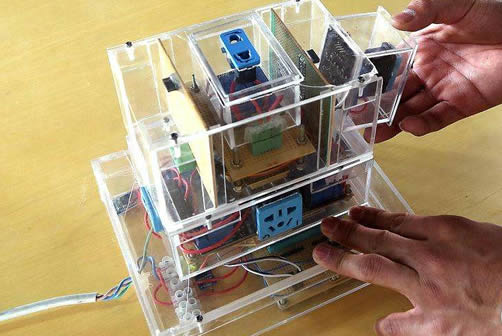 学生发明智能插座：有什么功能怎么使用具体详情图片