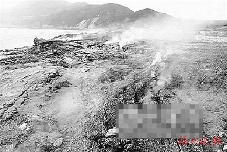 海滩自燃浇不灭:为什么浇不灭具体详情曝光 海滩自燃浇不灭:为什么浇不灭具体详情曝光