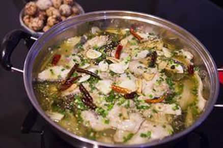 酸菜鱼的做法:饭店大厨教你美味酸菜鱼怎么做的 酸菜鱼的做法:饭店大厨教你美味酸菜鱼怎么做的