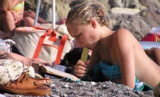 美女尴尬：公共场合令人尴尬的美女（图）