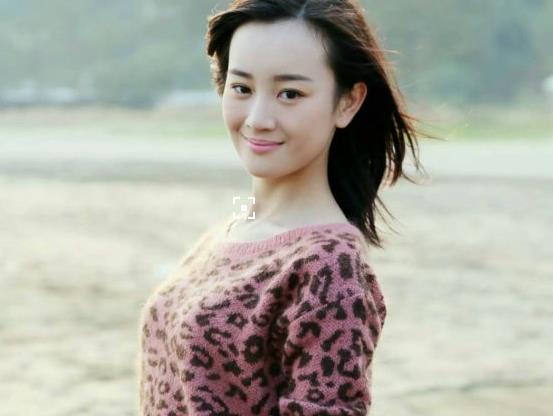 张檬回应整容：言语中透着无奈整容前后照片变化