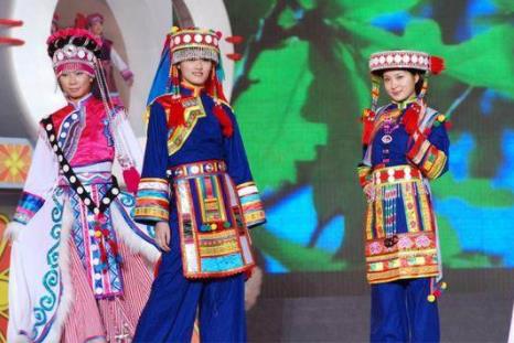 少数民族风俗习惯:详细介绍56个民族习俗简介及禁忌 少数民族风俗习惯:详细介绍56个民族习俗简介及禁忌