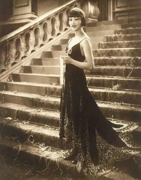 100年前各国女人形象介绍：穿衣打扮和气质（图）