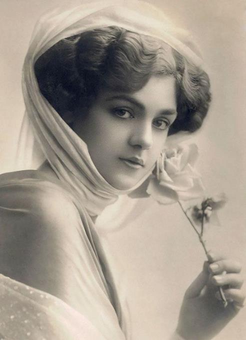 100年前各国女人形象介绍：穿衣打扮和气质（图）