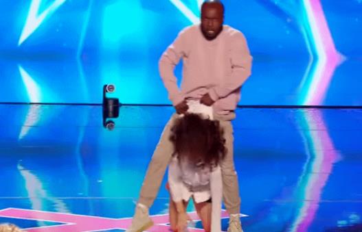 把家暴跳成了舞蹈