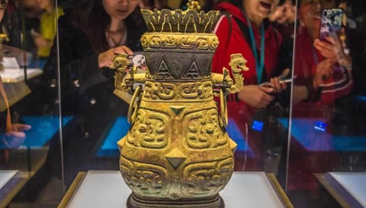 偷拍敦煌壁画:具体详情经过网友们纷纷回应 偷拍敦煌壁画:具体详情经过网友们纷纷回应