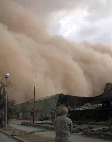沙尘暴侵袭悉尼:沙尘暴图片末日的景象(图) 沙尘暴侵袭悉尼:沙尘暴图片末日的景象(图)