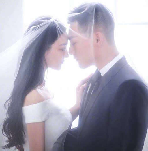 张馨予首次做面条：分享趣事展现可爱贤妻良母一面