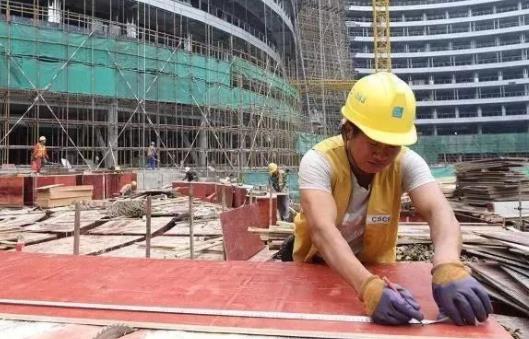 日本挖88米巨坑:中国一步步把它变成世界建筑奇迹 日本挖88米巨坑:中国一步步把它变成世界建筑奇迹