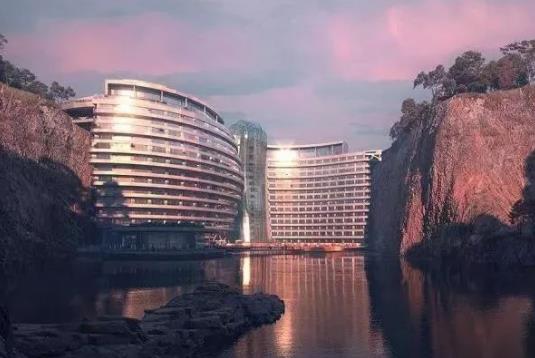 日本挖88米巨坑：中国一步步把它变成世界建筑奇迹