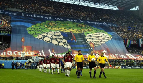 亚洲最大TIFO：巨型拼图场景震撼（图）