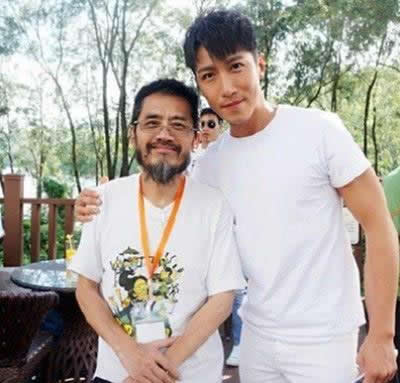 电影人萧伟强病逝:得了什么病生前牵挂女儿却未能见到 电影人萧伟强病逝:得了什么病生前牵挂女儿却未能见到