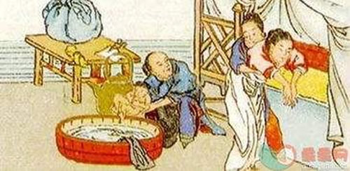 古代孕妇生产时为何都要烧开水?(热水的作用) 古代孕妇生产时为何都要烧开水?(热水的作用)