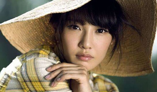 白百何曝新恋情是真是假：白百何曝新恋情男子身份曝光