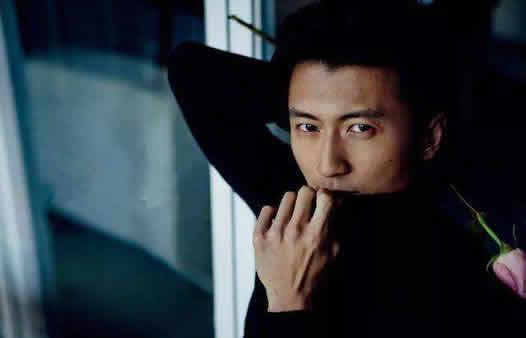 张柏芝被曝生子:看看谢贤和谢霆锋是怎么说的(图) 张柏芝被曝生子:看看谢贤和谢霆锋是怎么说的(图)