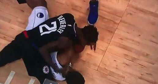 史密斯门牙被打掉：是谁打掉的发生了什么详情真相