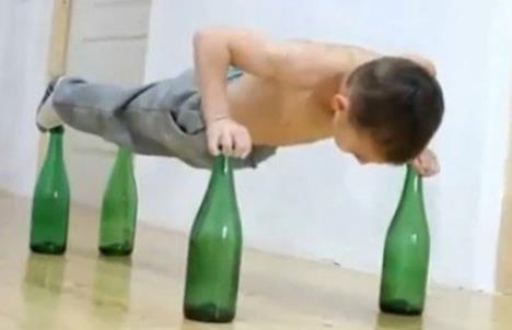 7岁小猛男是怎么回事:看看这组照片你就明白了 7岁小猛男是怎么回事:看看这组照片你就明白了