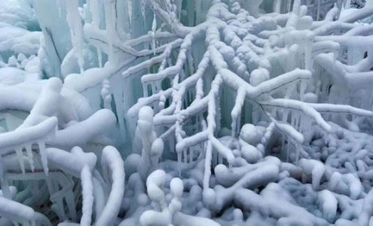 京藏高速降雪预警是这么回事(附罕见雪景欣赏) 京藏高速降雪预警是这么回事(附罕见雪景欣赏)