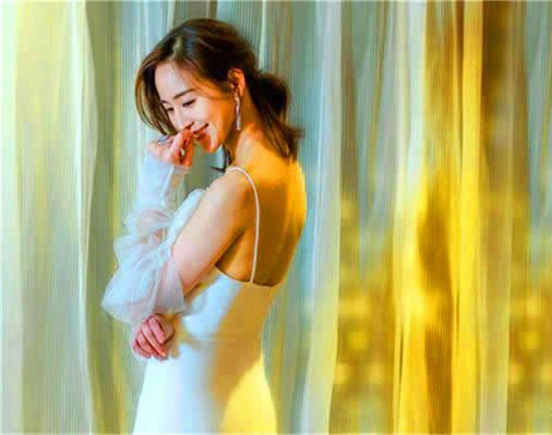 张钧甯性感露香肩图片：张钧甯的这些露肩装竟这么美