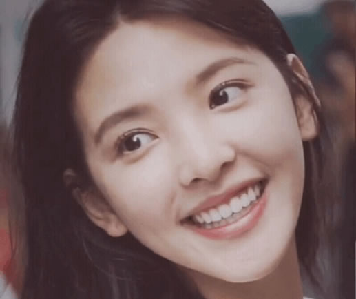 网曝王思聪关注章若楠:揭章若楠个人资料简介及照片 网曝王思聪关注章若楠:揭章若楠个人资料简介及照片