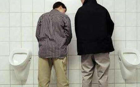 小便出现这4种现象，多半肾虚（这些原因导致肾虚）