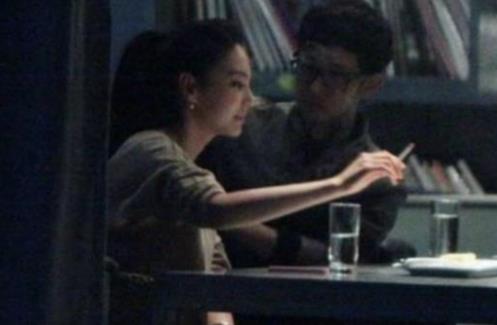 女星抽烟照大盘点：看看谁的表情最销魂（图）