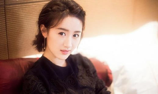 老九门丫头扮演者：丫头饰演者袁冰妍竟这么美（图）