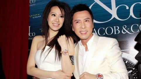 甄子丹撞脸梁家辉是什么情况：神相似表情搞怪（图）