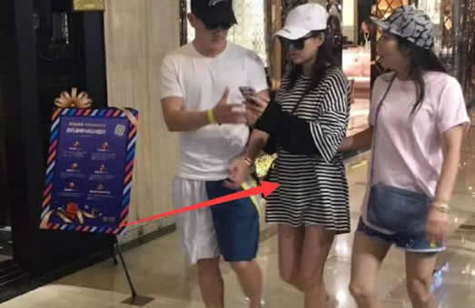 张馨予被爆怀孕是什么情况:偶遇张馨予小腹隆起真相 张馨予被爆怀孕是什么情况:偶遇张馨予小腹隆起真相