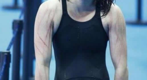 傅园慧自虐是什么情况:为什么自虐详情经过始末 傅园慧自虐是什么情况:为什么自虐详情经过始末