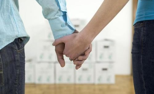 牵手到底会不会怀孕:终于知道答案了(图) 牵手到底会不会怀孕:终于知道答案了(图)