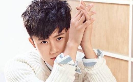 张杰晒双胞胎女儿:难得的晒照这样跟大家亮相太有爱了 张杰晒双胞胎女儿:难得的晒照这样跟大家亮相太有爱了