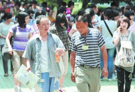 七旬爷爷六次考研背后缘由始末:活到老学到老 七旬爷爷六次考研背后缘由始末:活到老学到老