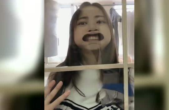 20招教你整疯女友：恶搞女朋友图片太逗了（图）