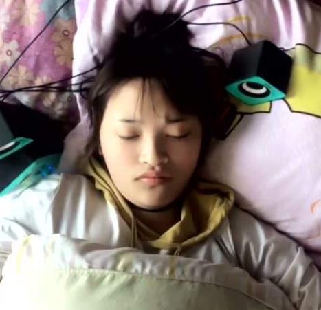 20招教你整疯女友：恶搞女朋友图片太逗了（图）