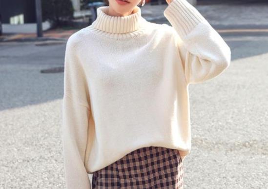 冬季必备时尚百搭单品：出街女人穿大衣才最有气质