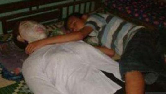 恋尸癖男子藏26具女尸当玩偶：同居陪睡让人接受不了