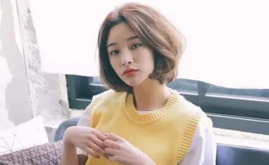 2019年流行的短发趋势：时髦短发图片欣赏