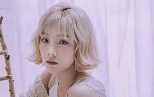 2019年流行的短发趋势：时髦短发图片欣赏