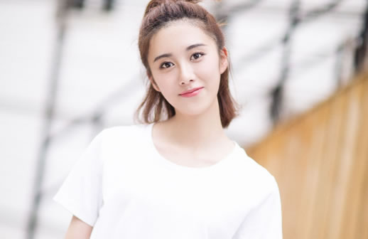 曹斐然个人资料简介:曹斐然代表作品和美照图片 曹斐然个人资料简介:曹斐然代表作品和美照图片