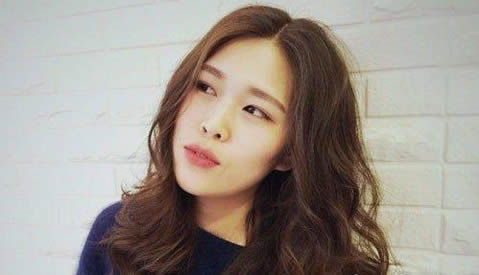 减龄发型2019：显脸小又好看的减龄发型