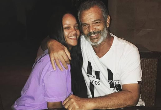 蕾哈娜起诉父亲是什么情况:为什么蕾哈娜怒告父亲 蕾哈娜起诉父亲是什么情况:为什么蕾哈娜怒告父亲