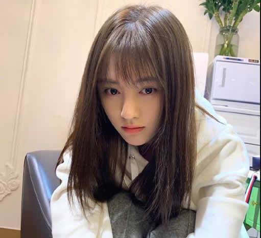 鞠婧祎齐刘海的样子好漂亮：女生们快来学一学