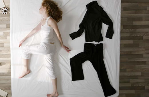 床上房术36式图解:促进夫妻感情23式床上姿势解读 床上房术36式图解:促进夫妻感情23式床上姿势解读