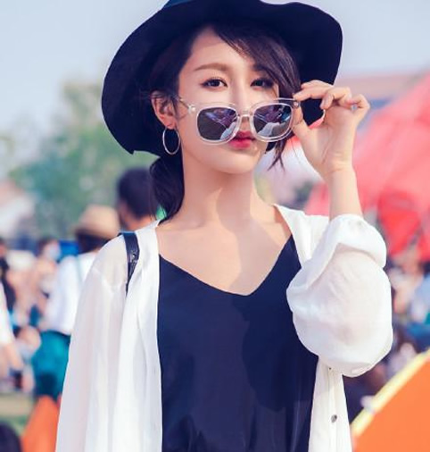 杨紫取关秦俊杰什么情况：杨紫取关秦俊杰原因真相