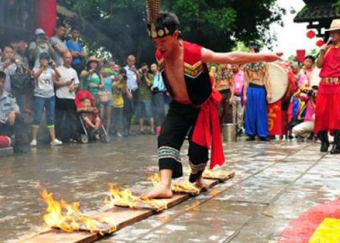 暴强图片合集：民间暴强高手（组图）
