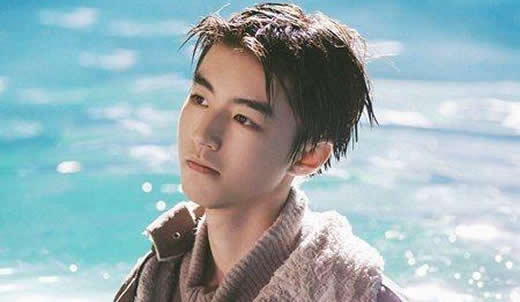 王俊凯被摸腰具体详情：谁摸了王俊凯的腰曝光