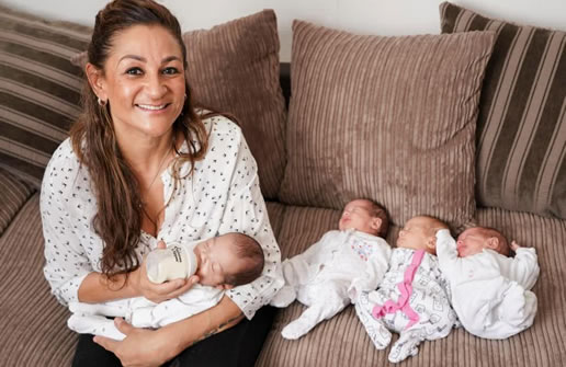 51岁祖母生4胞胎:真相惊呆了(图) 51岁祖母生4胞胎:真相惊呆了(图)