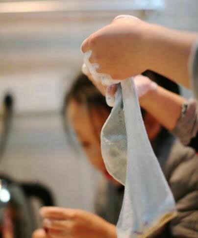 两天洗365双袜子：真相来袭惊呆了（图）