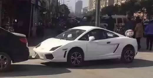 花3万买兰博基尼：街头拉风一幕真相让人哭笑不得